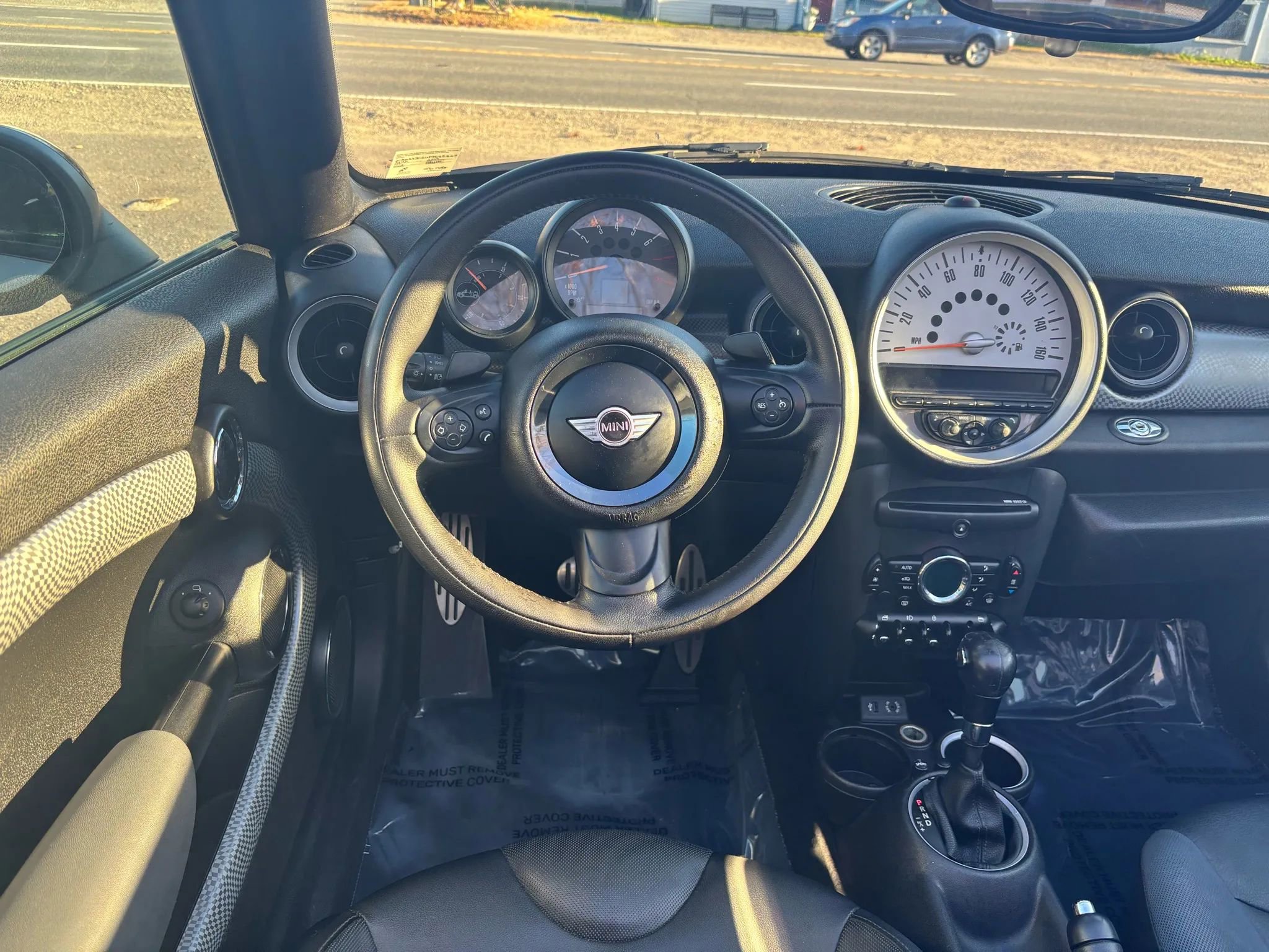 Used 2015 MINI Cooper Roadster S image 27