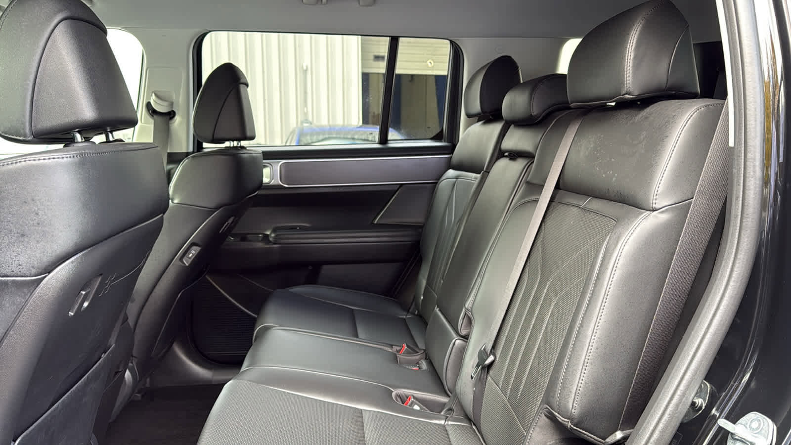 Used 2025 Hyundai Santa Fe SEL image 25