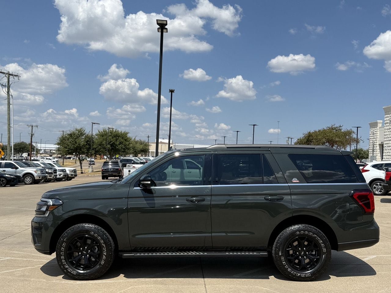 Used 2023 Ford Expedition Timberline AWD/4WD image 7