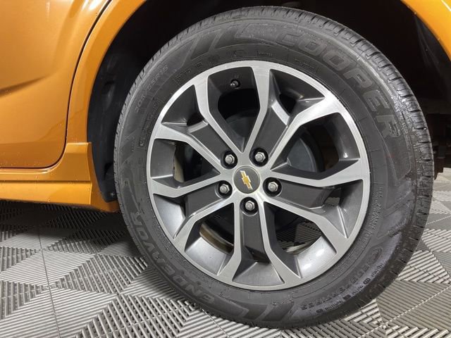 Used 2017 Chevrolet Sonic LT w/ Fun and Sun Package image 13