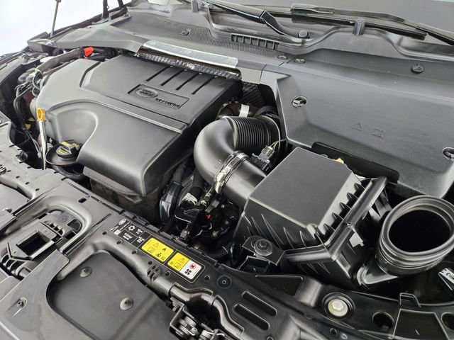 Certified 2024 Land Rover Range Rover Evoque Dynamic SE AWD/4WD image 19