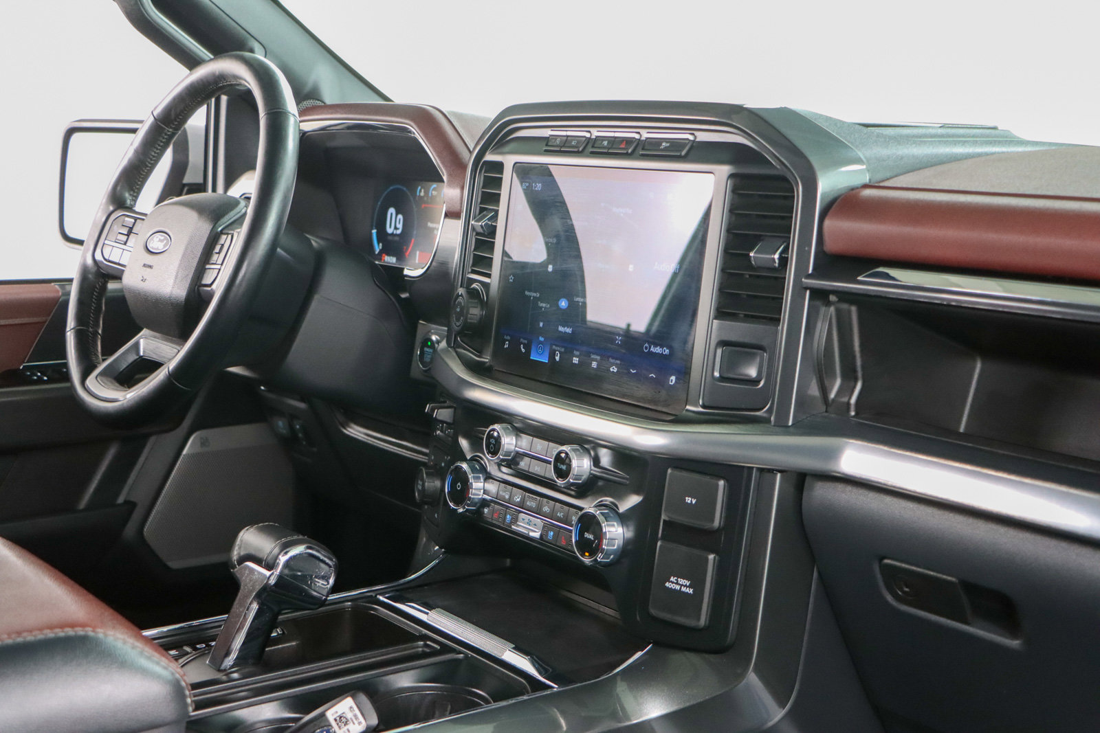 Used 2023 Ford F150 Lariat w/ Equipment Group 502A High image 29