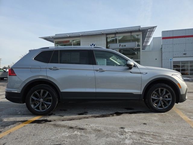 Used 2022 Volkswagen Tiguan SE image 8