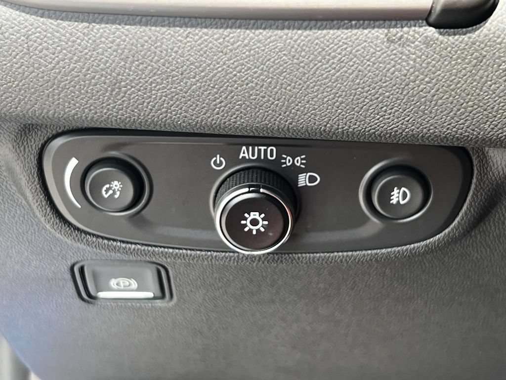Used 2024 GMC Terrain AT4 AWD/4WD image 19