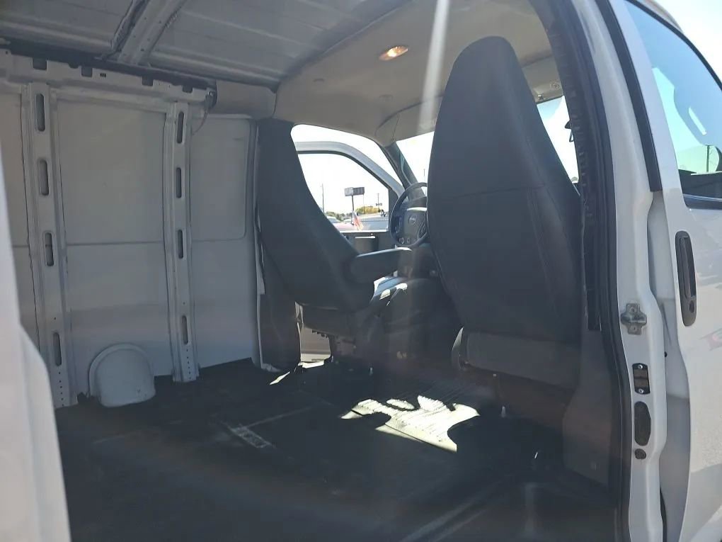 Used 2023 GMC Savana 2500 w/ Driver Convenience Package image 17