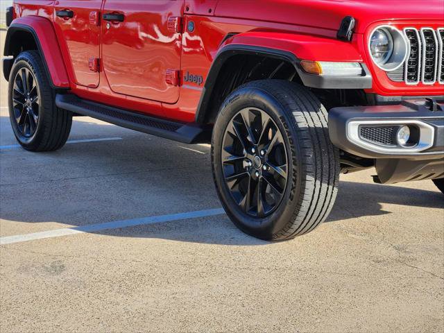 Certified 2025 Jeep Wrangler Sahara image 11