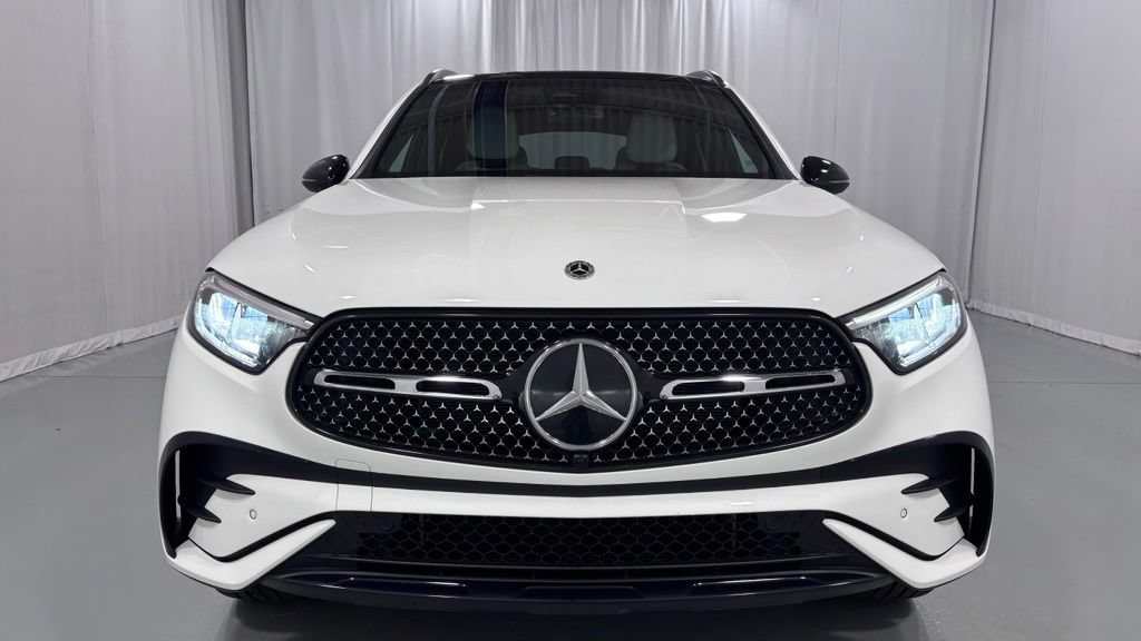Certified 2024 Mercedes-Benz GLC 300 4MATIC image 3