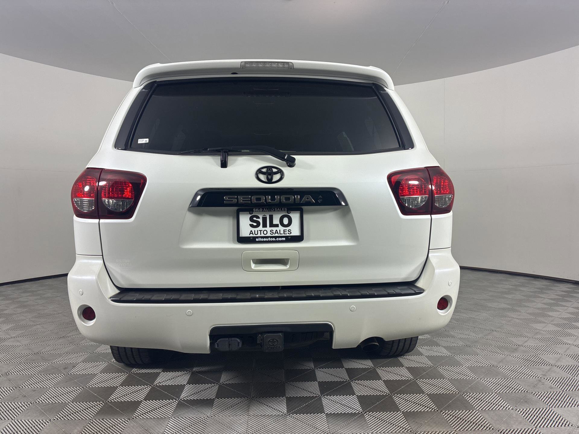 Used 2021 Toyota Sequoia Nightshade image 4