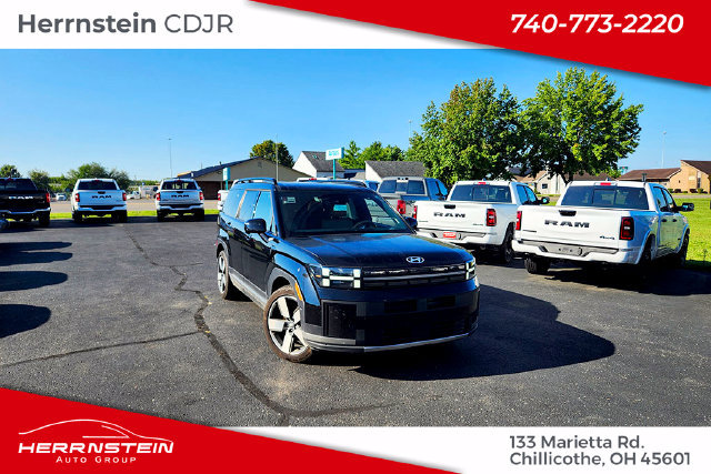 Used 2025 Hyundai Santa Fe Limited AWD/4WD image 1