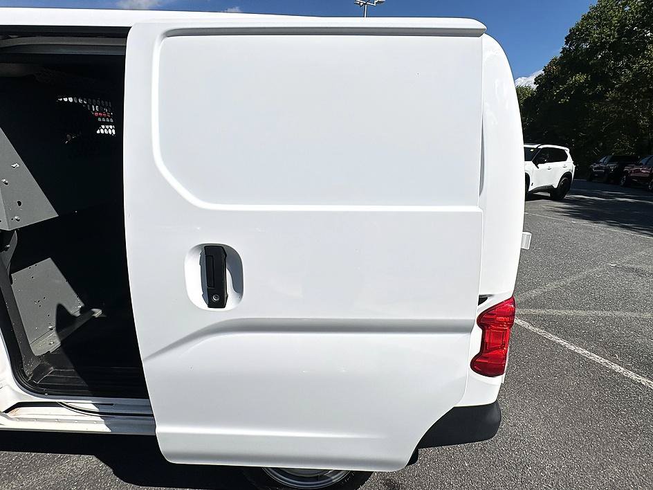 Used 2021 Nissan NV200 S FWD image 22