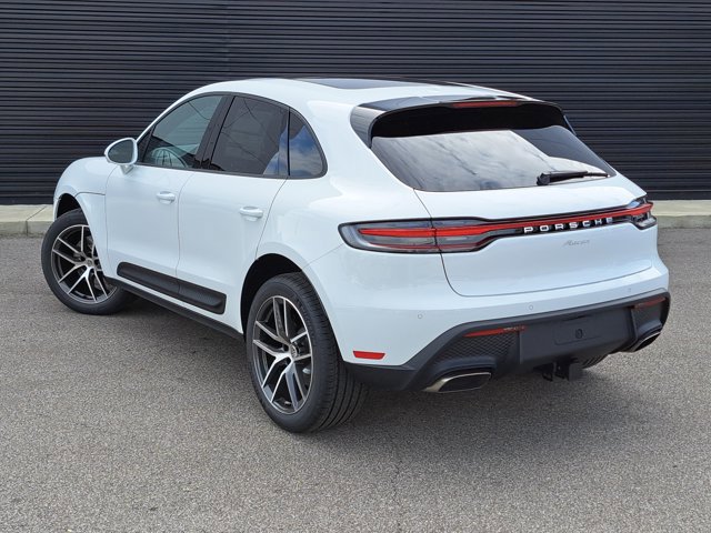 New 2026 Porsche Macan image 5