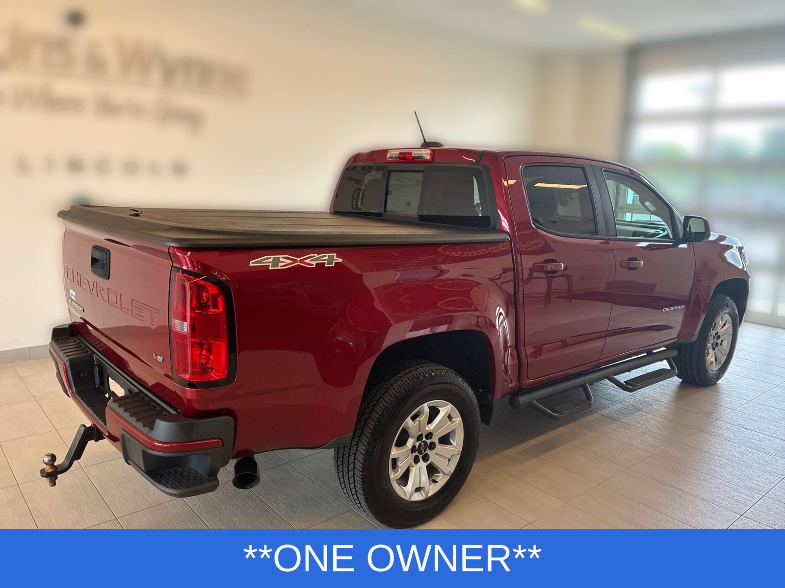 Used 2021 Chevrolet Colorado LT w/ LT Convenience Package AWD/4WD image 3
