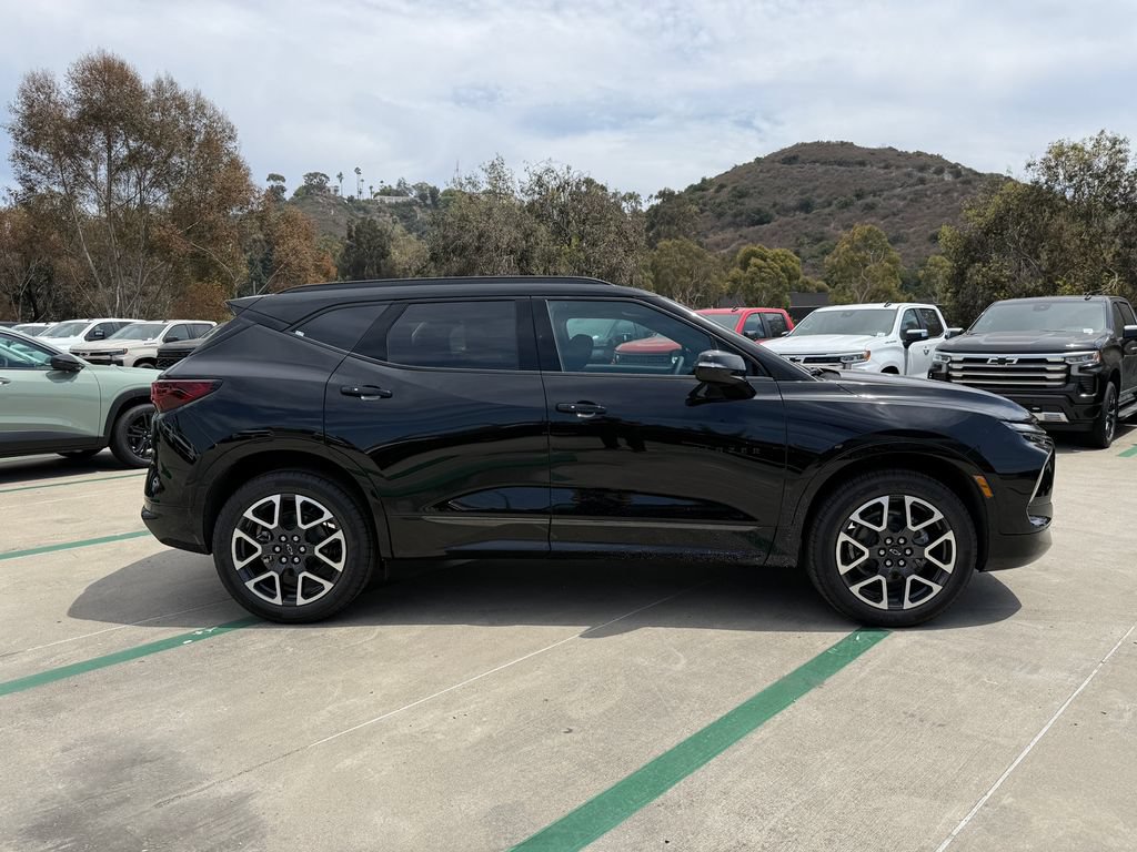 New 2026 Chevrolet Blazer RS FWD image 4