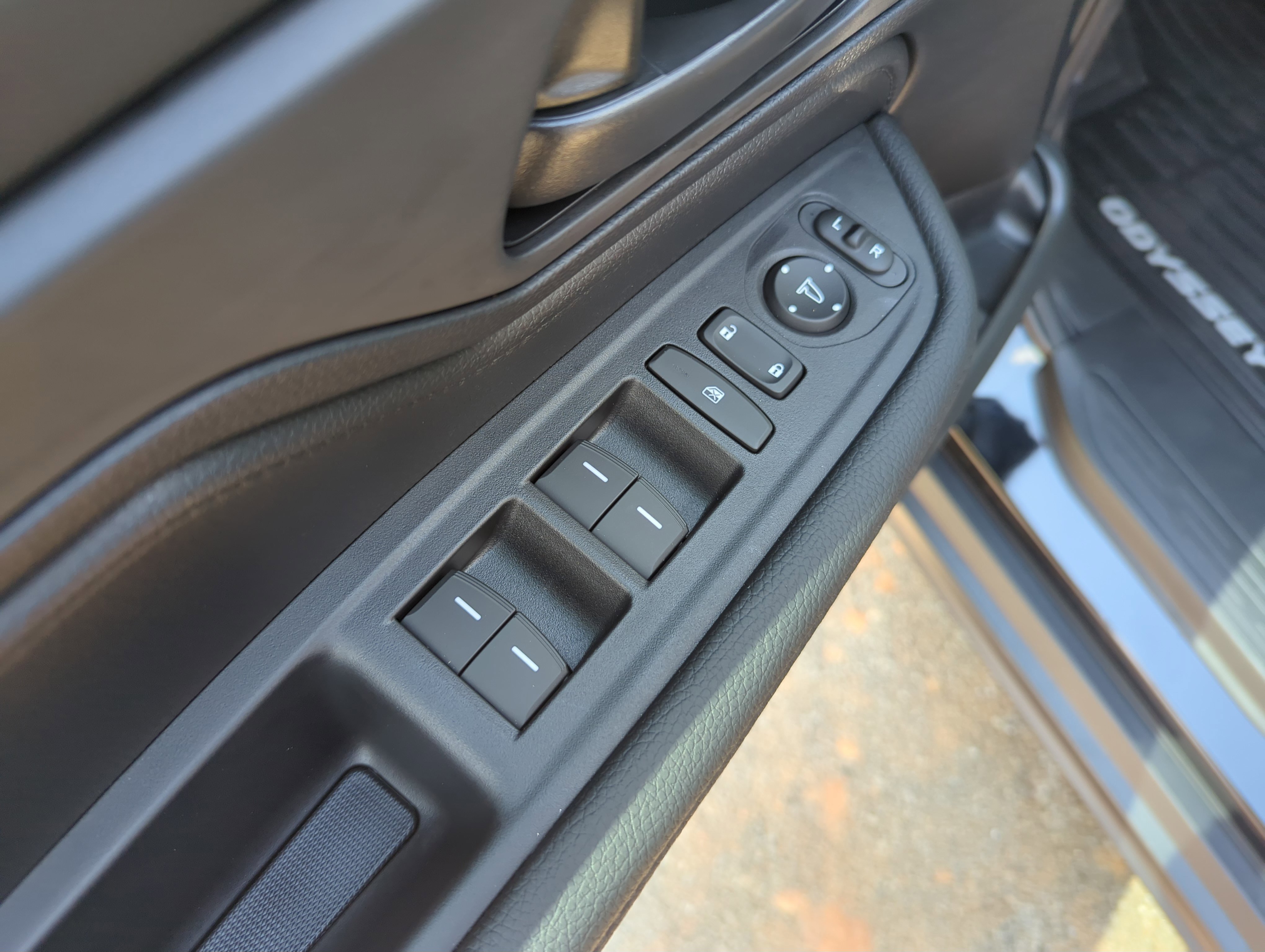 New 2026 Honda Odyssey EX-L image 17