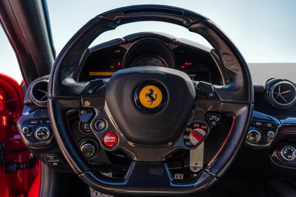Used 2014 Ferrari F12 Berlinetta RWD image 4