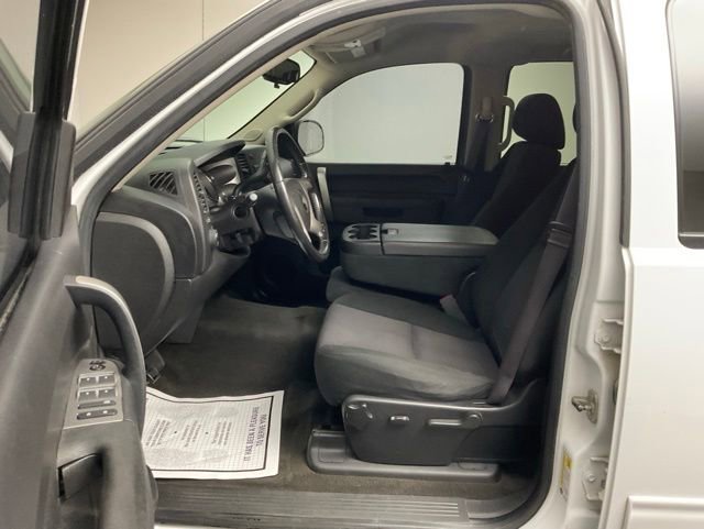 Used 2013 Chevrolet Silverado 1500 LT w/ All-Star Edition AWD/4WD image 3