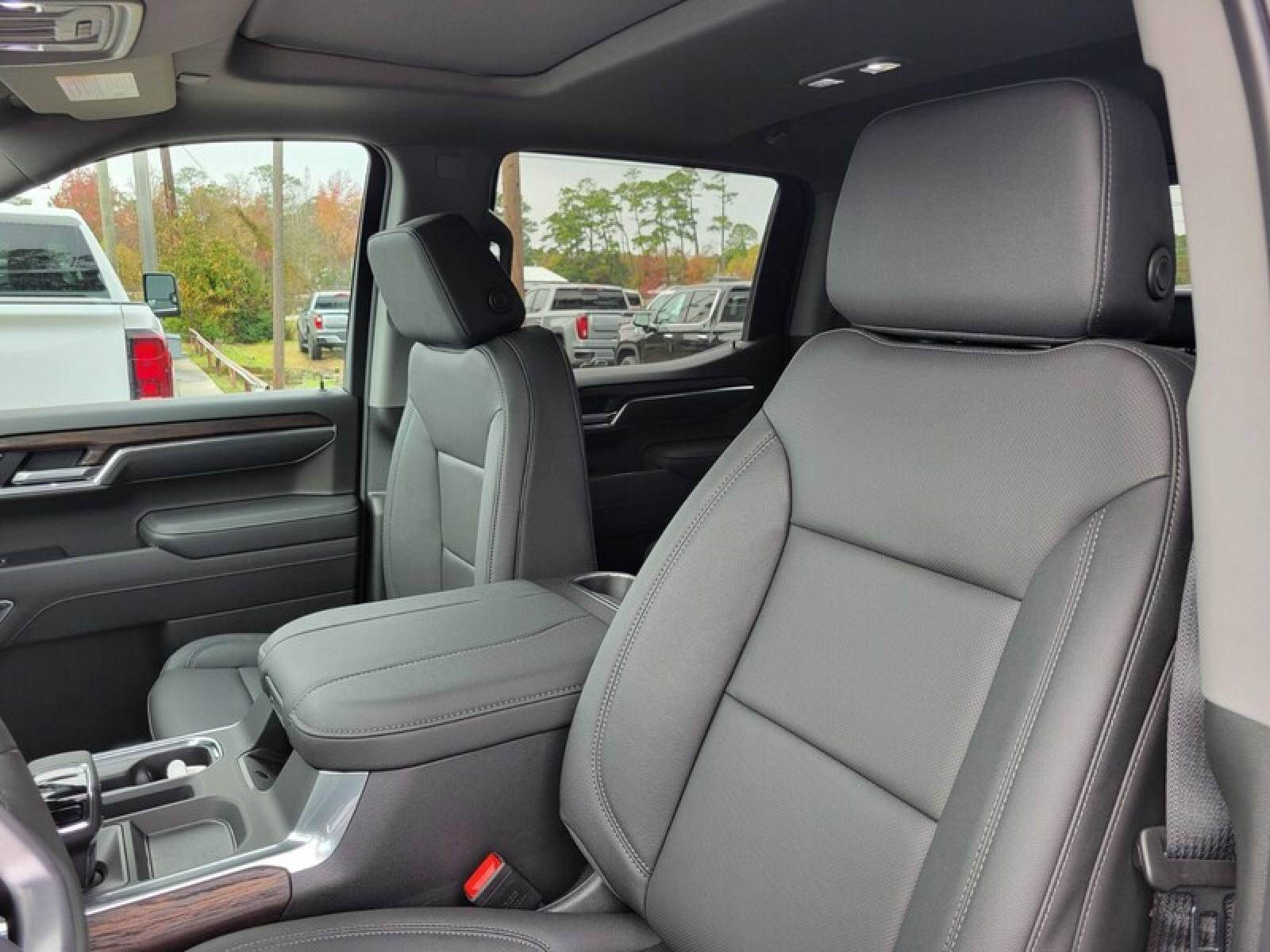 New 2026 GMC Sierra 1500 SLT w/ SLT Premium Plus Package image 12