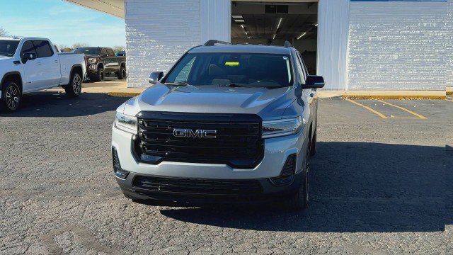 Certified 2023 GMC Acadia SLE w/ Driver Convenience Package image 6