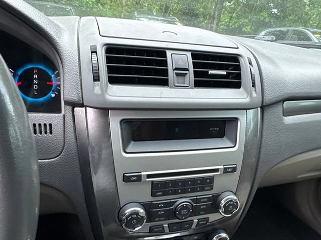Used 2011 Ford Fusion SEL FWD image 14