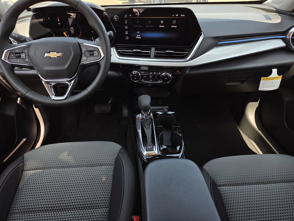 New 2026 Chevrolet Trax LT w/ Driver Confidence Package FWD image 8