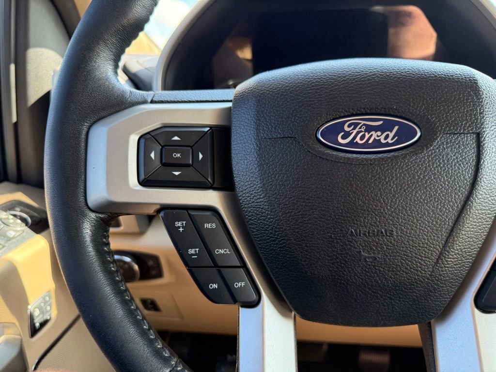 Used 2017 Ford F150 Lariat w/ Equipment Group 502A Luxury AWD/4WD image 28