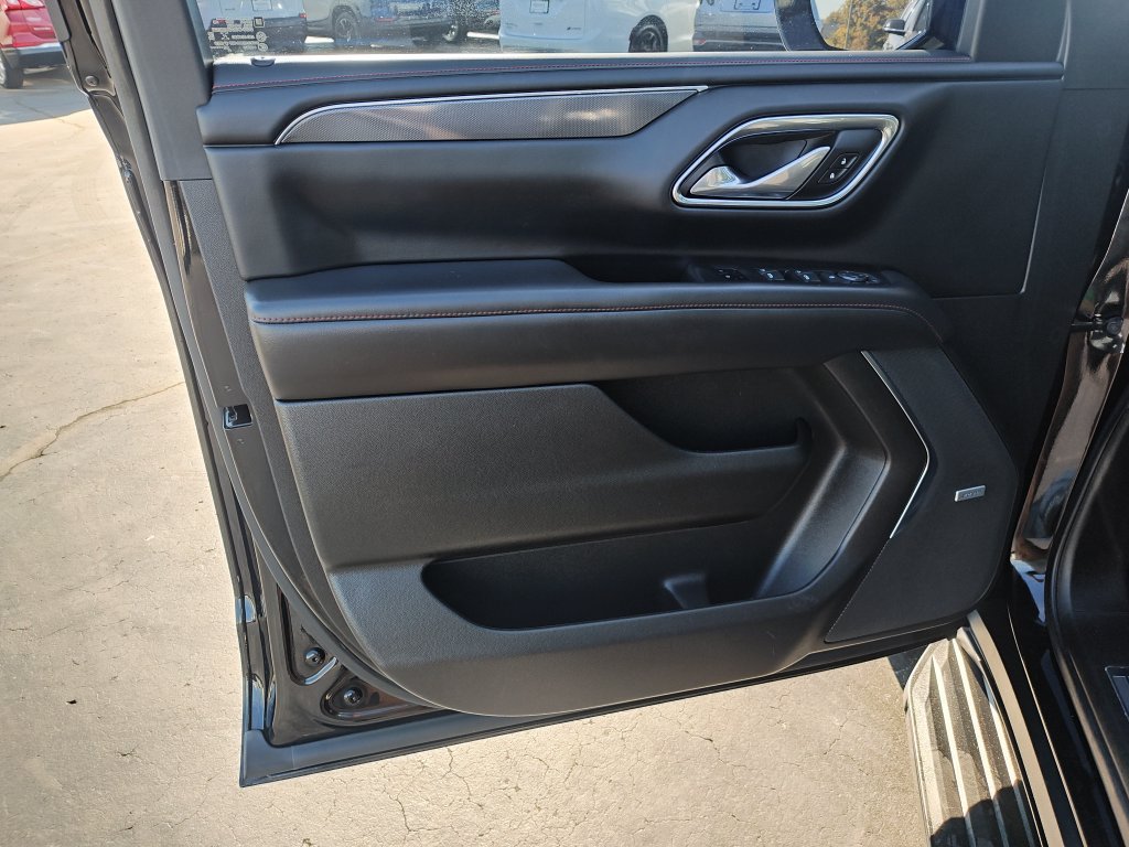 Used 2023 Chevrolet Tahoe RST AWD/4WD image 12