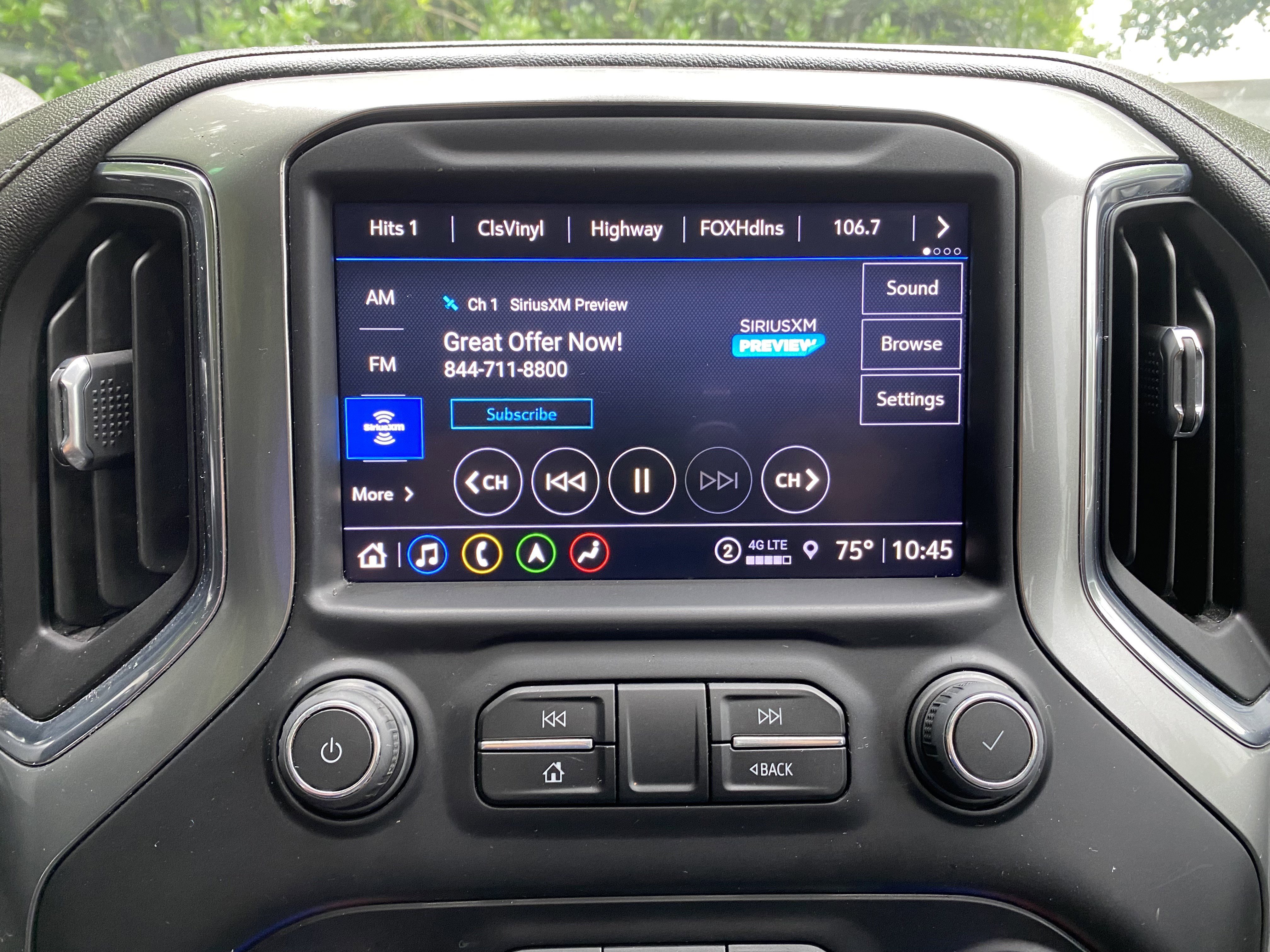 Used 2022 Chevrolet Silverado 2500 LTZ w/ LTZ Premium Package AWD/4WD image 28