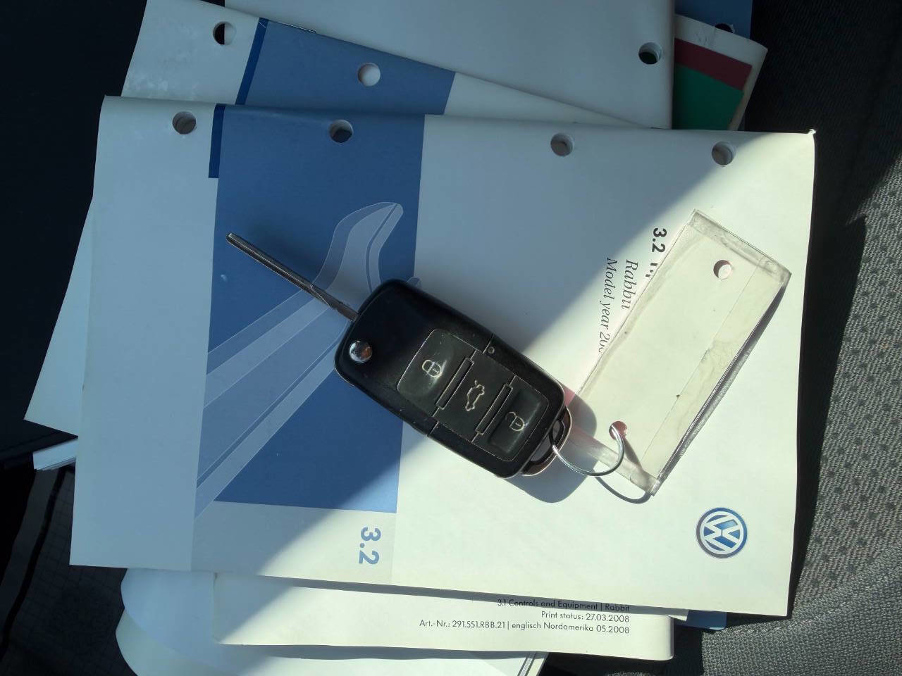 Used 2009 Volkswagen Rabbit S image 39