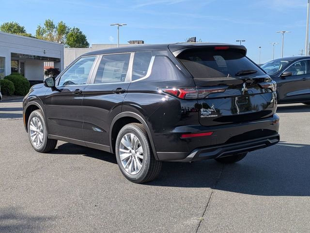 New 2026 Mitsubishi Outlander ES FWD image 5