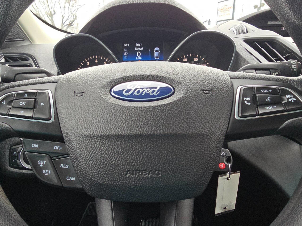 Used 2017 Ford Escape SE w/ SE Cold Weather Package image 19