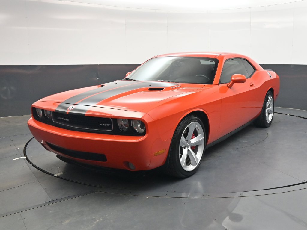 Used 2009 Dodge Challenger SRT8 RWD image 8