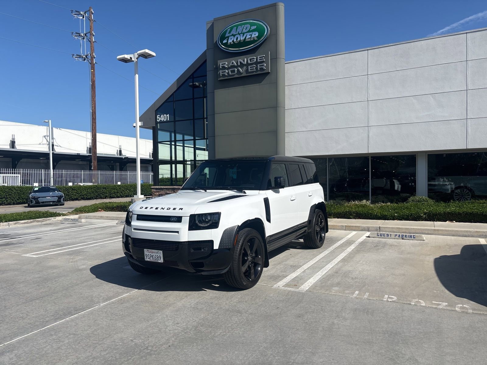 Used 2025 Land Rover Defender 110 X-Dynamic SE