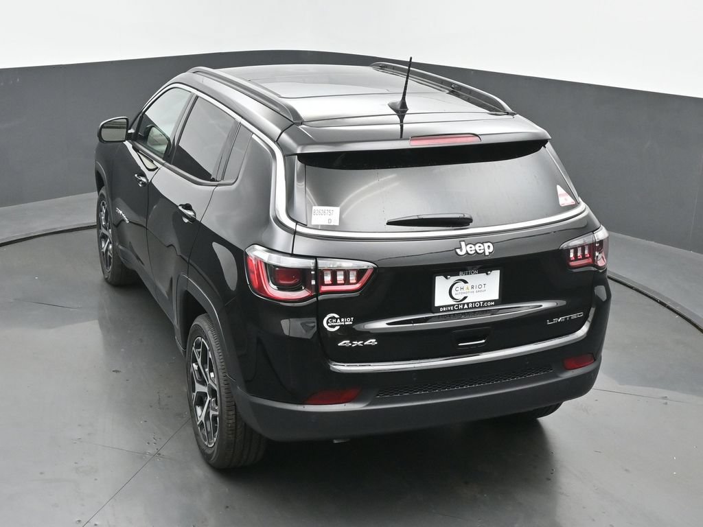 New 2026 Jeep Compass Limited w/ Sun, Sound & Navigation Group AWD/4WD image 39