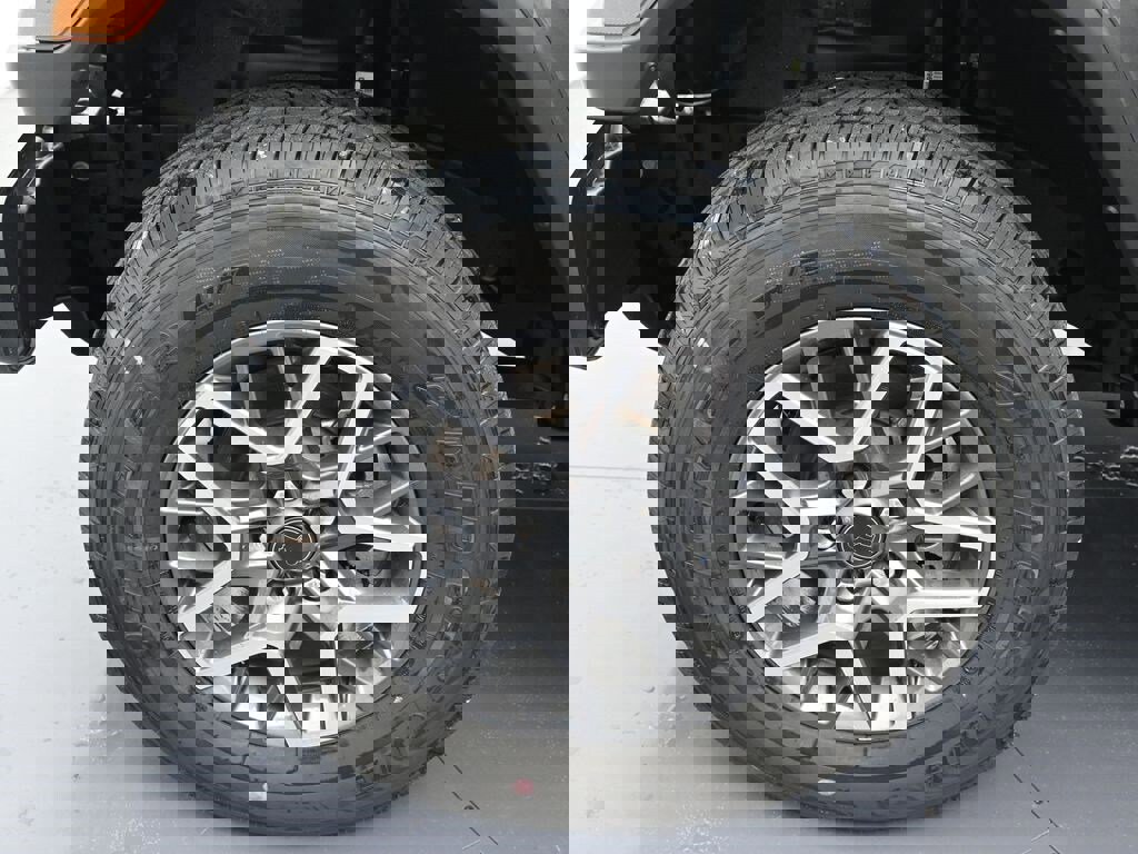 New 2025 Jeep Wrangler Unlimited Sahara w/ Technology Group image 9