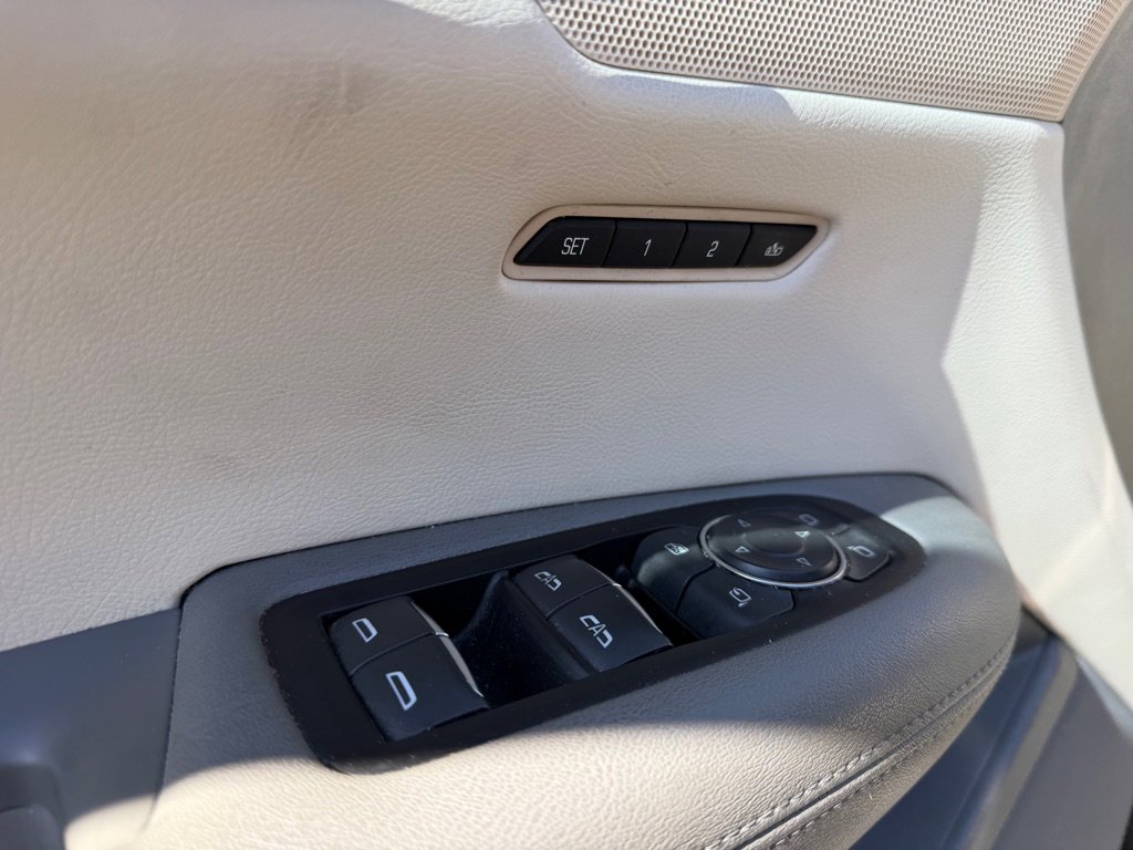 Used 2018 Cadillac XT5 Luxury w/ Driver Awareness Package FWD image 30