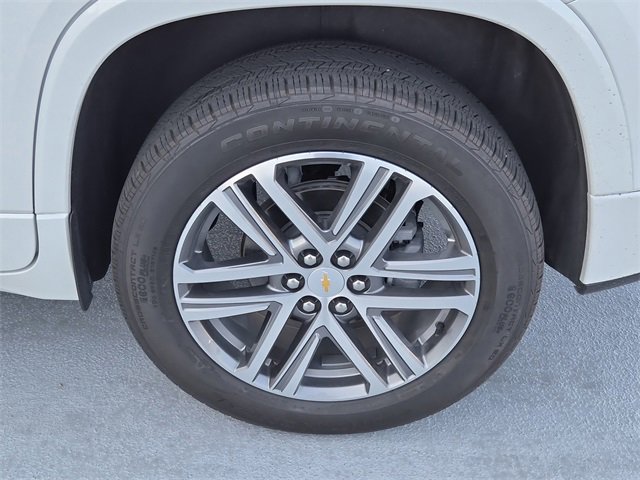 Used 2023 Chevrolet Traverse High Country w/ LPO, Floor Liner Package image 11