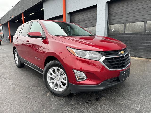 Used 2021 Chevrolet Equinox LT image 2