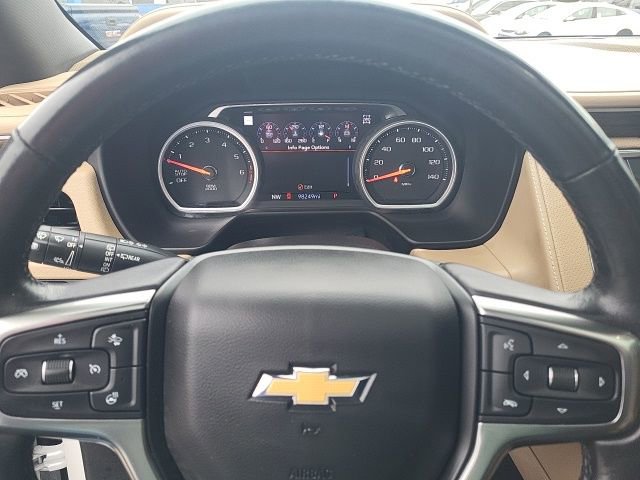 Used 2021 Chevrolet Suburban Premier w/ Premium Package image 13