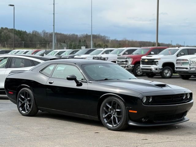 Used 2021 Dodge Challenger GT w/ Blacktop Package RWD image 33
