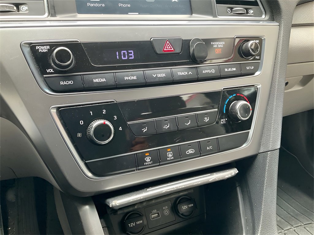 Used 2017 Hyundai Sonata SE w/ Cargo Package image 23
