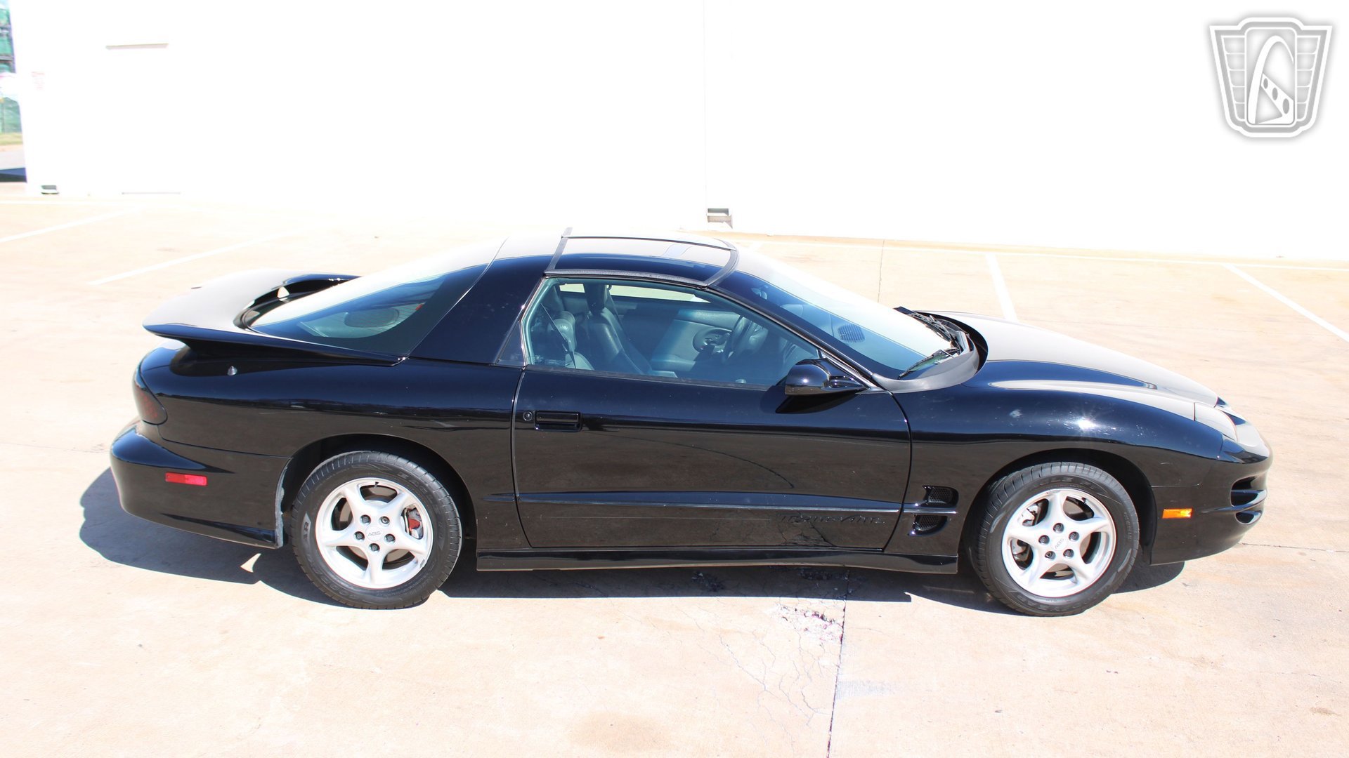 Used 1999 Pontiac Firebird Formula w/ Security Pkg image 17