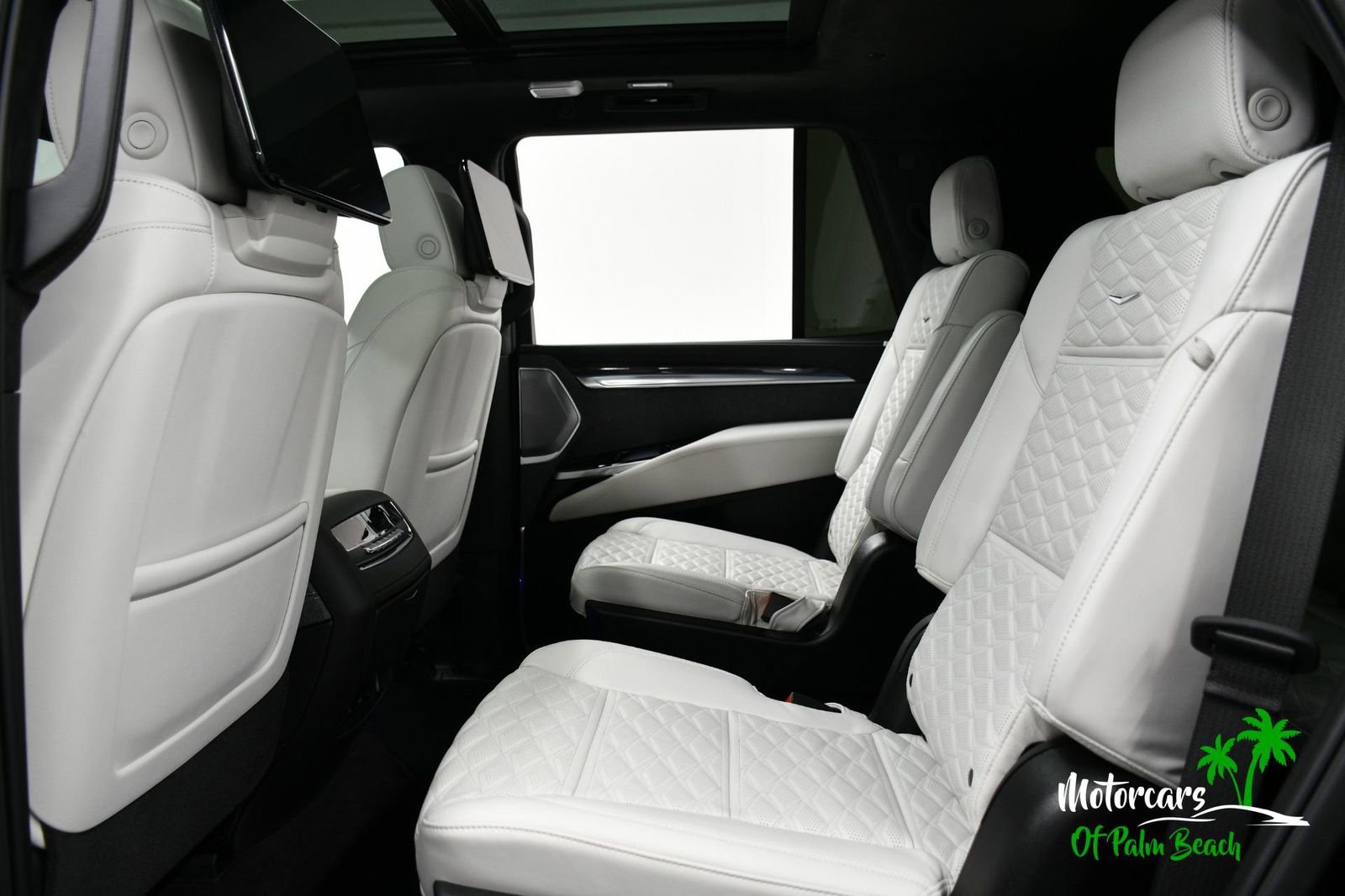 Used 2026 Cadillac Escalade V w/ LPO, ONYX Package image 43