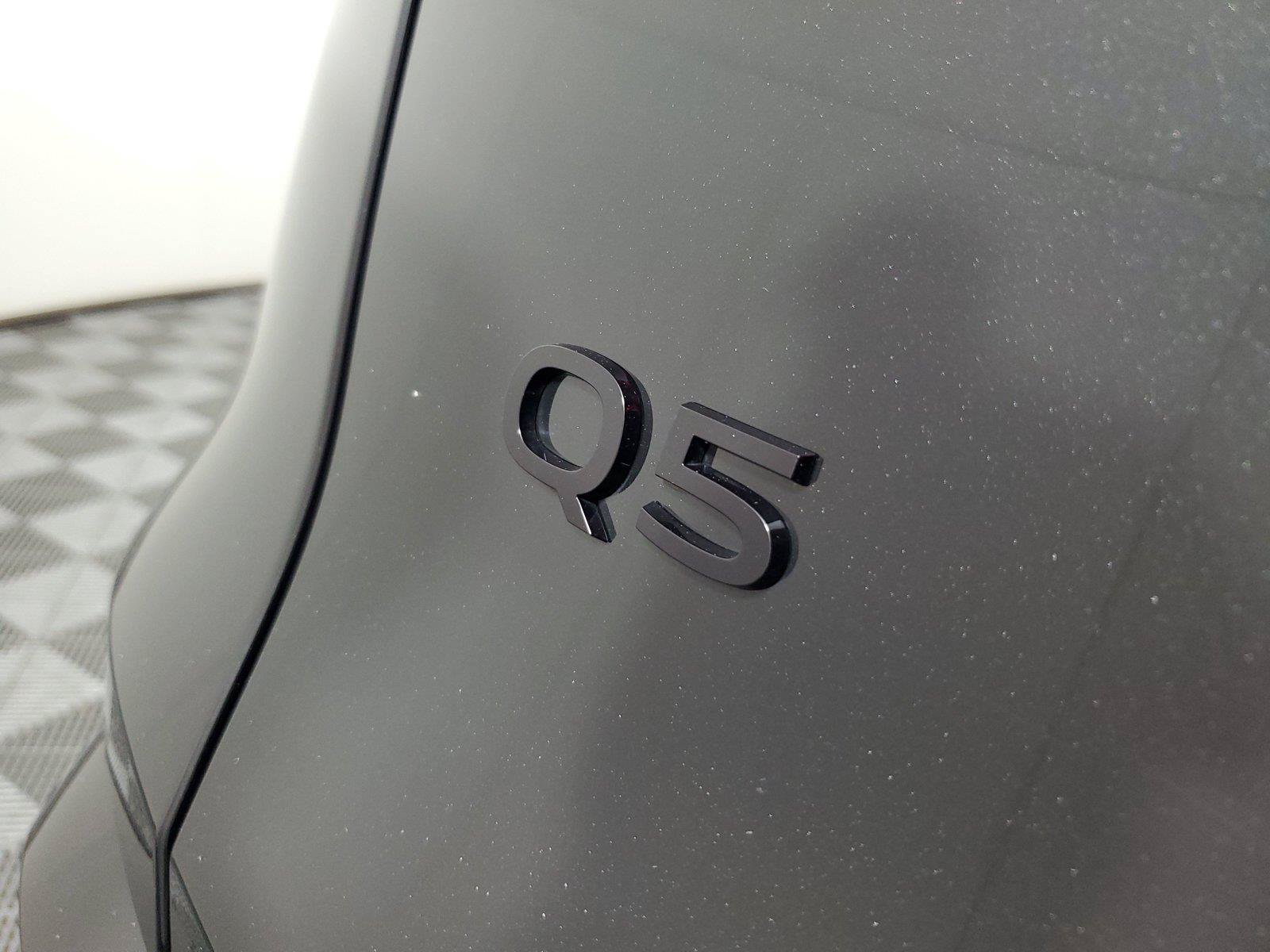 Certified 2025 Audi Q5 Premium w/ Premium Plus AWD/4WD image 8