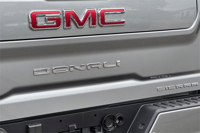 New 2026 GMC Sierra 2500 Denali w/ Denali Reserve Package image 33