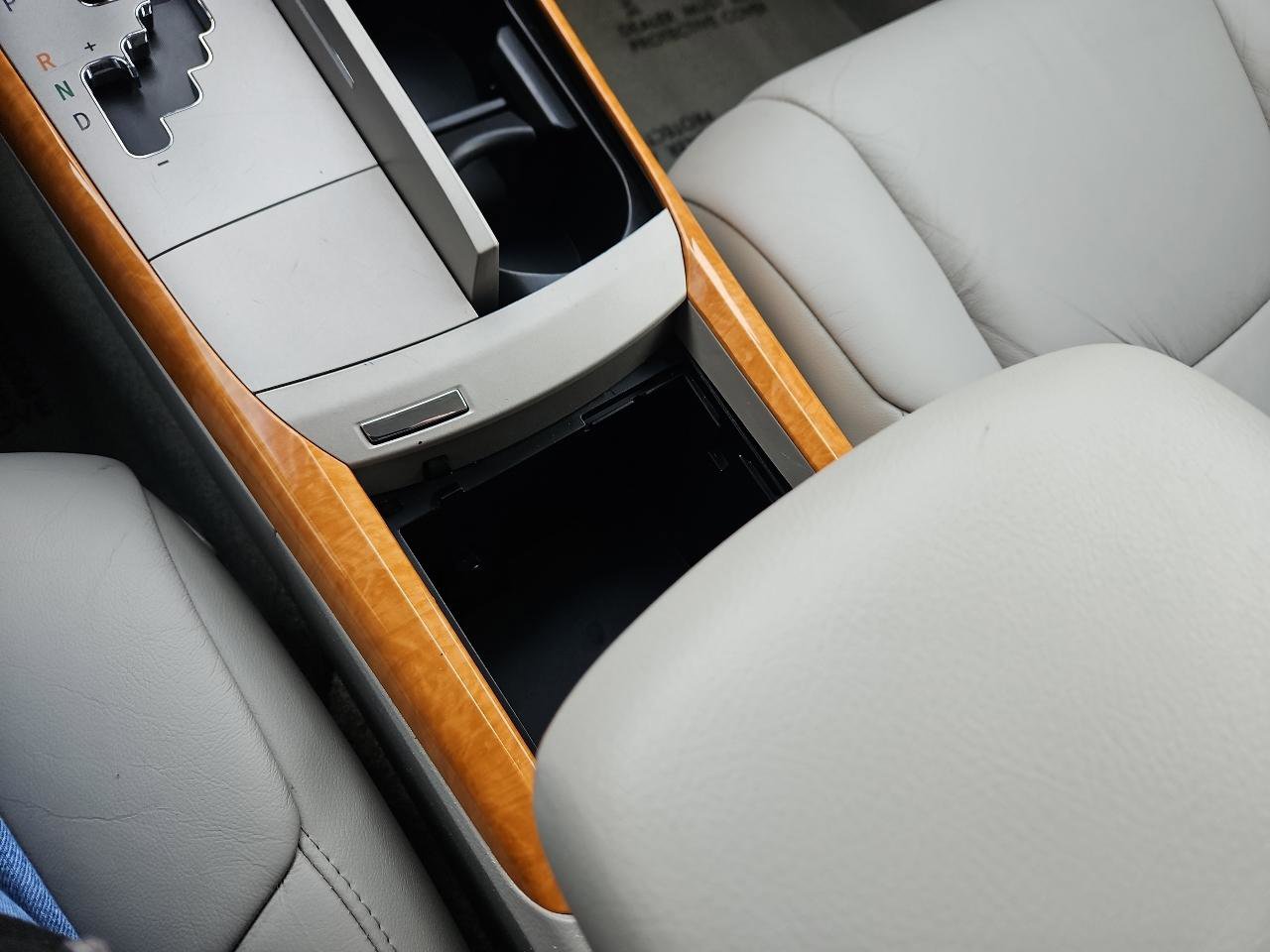 Used 2006 Toyota Avalon XLS image 20