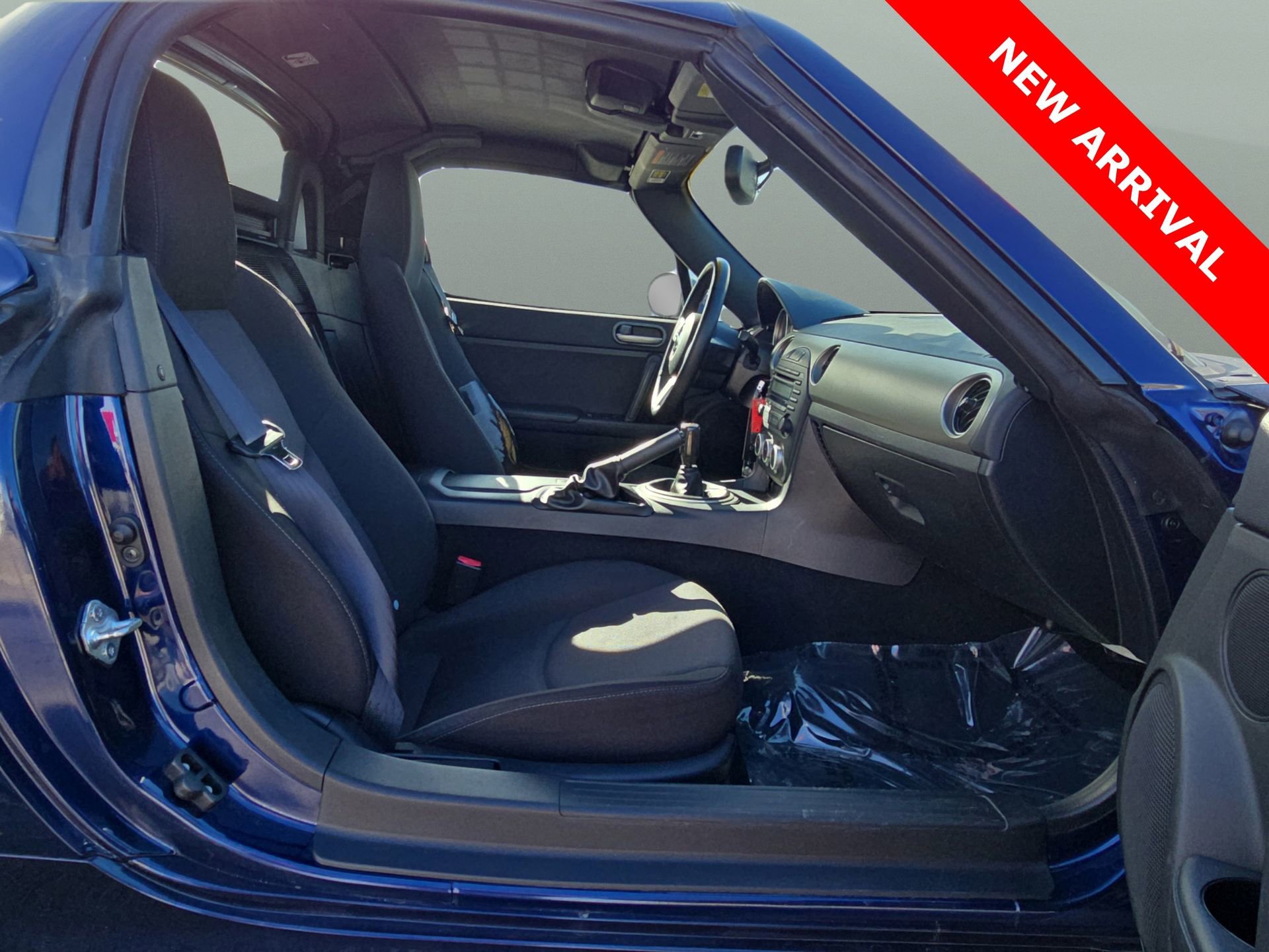 Used 2012 MAZDA MX-5 Miata Touring w/ Suspension Pkg image 14