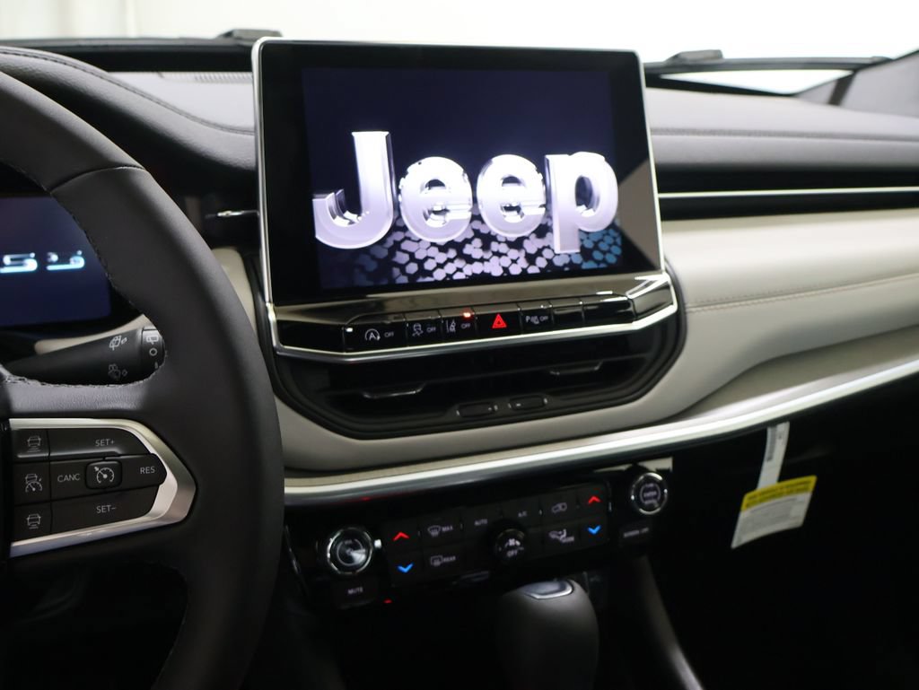 New 2026 Jeep Compass Limited AWD/4WD image 21
