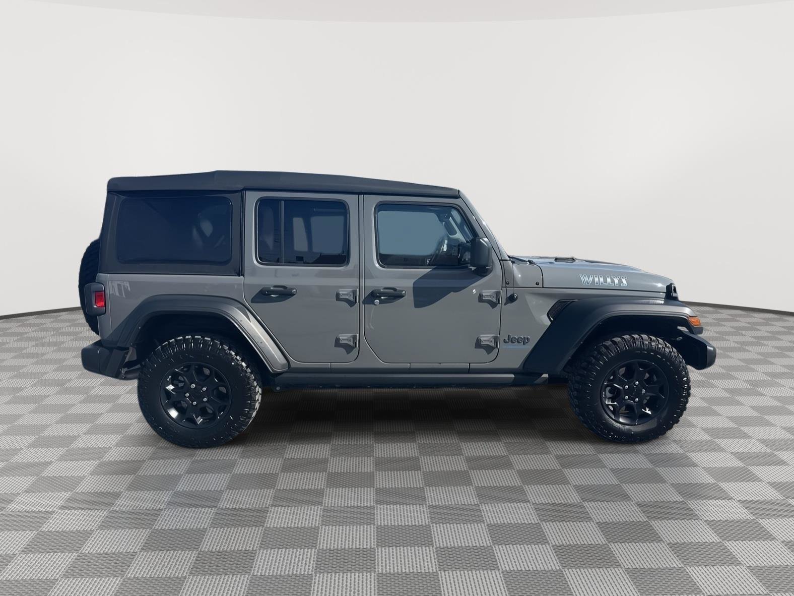 Used 2023 Jeep Wrangler Unlimited w/ Cold Weather Group video 2