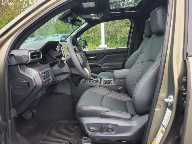 New 2026 Toyota Tacoma TRD Off-Road w/ TRD Off Road Premium Package AWD/4WD image 18