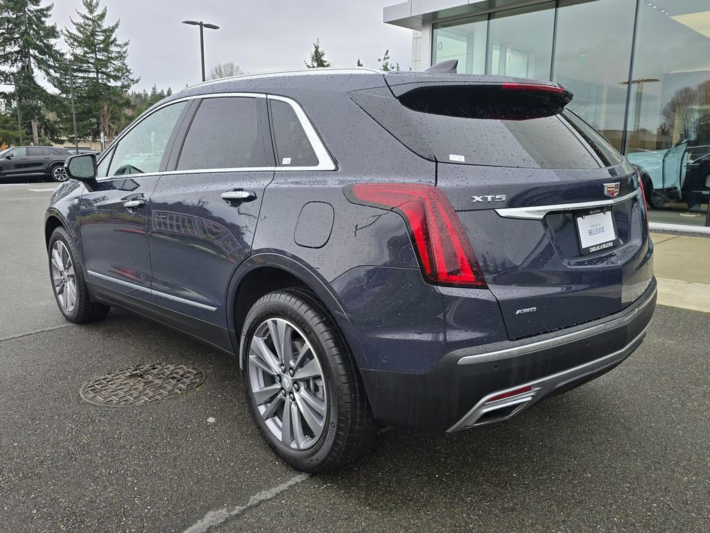 Used 2025 Cadillac XT5 Premium Luxury w/ Technology Package image 3